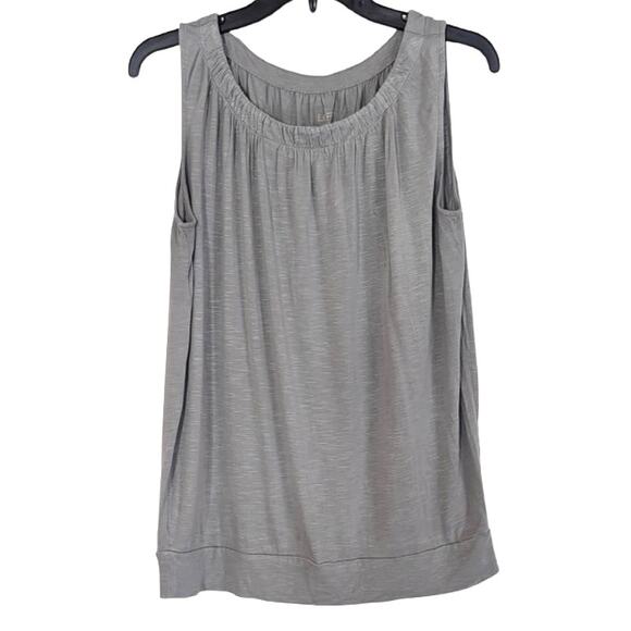 Adorable Womens LOFT Rayon Stretch Gray Tank Top Size MEDIUM - Picture 1 of 4